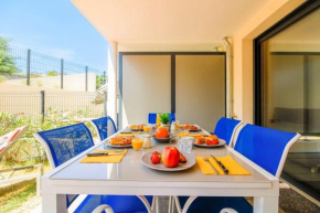 SELECT'soHOME - Appartement pour 5 personnes idéalement situé à proximité de la plage et des commerces de La Favière ! - ILOA-B04